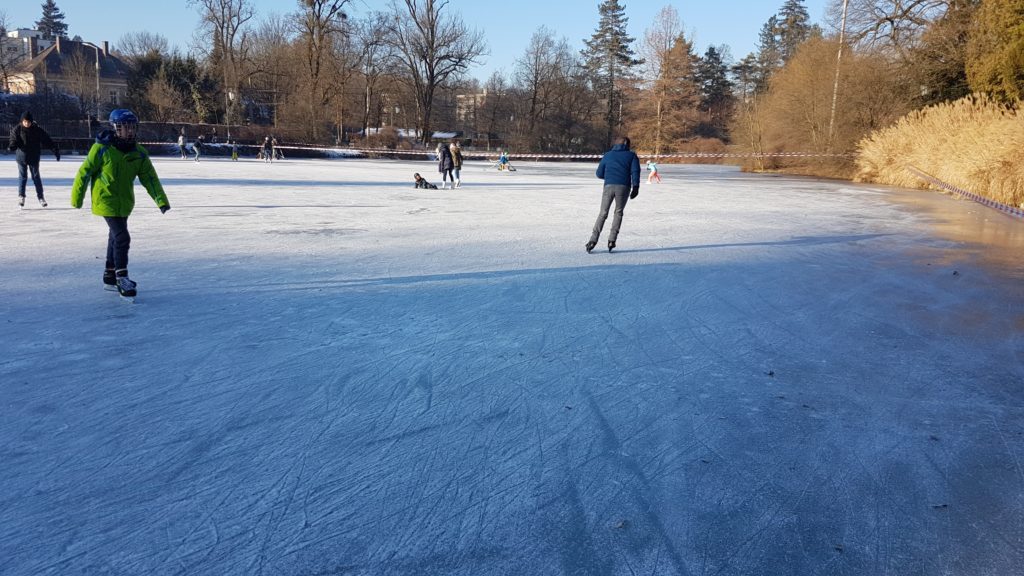 Eislaufen in Graz – Eislauf Plätze, Seen & Öffnungszeiten